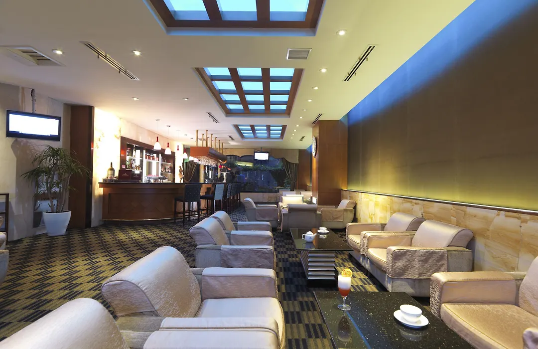 Monarch Plaza Hotel-1